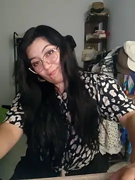 Sakura 0505 online show from March 27, 12:45 am