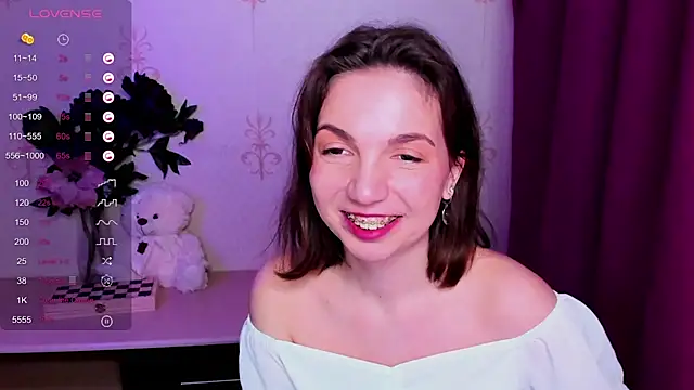 KindHazelHere  online show from April 9, 6:41 am