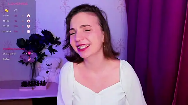 KindHazelHere  online show from February 4, 9:23 am