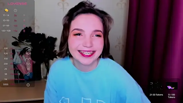 KindHazelHere  online show from September 28, 8:14 pm