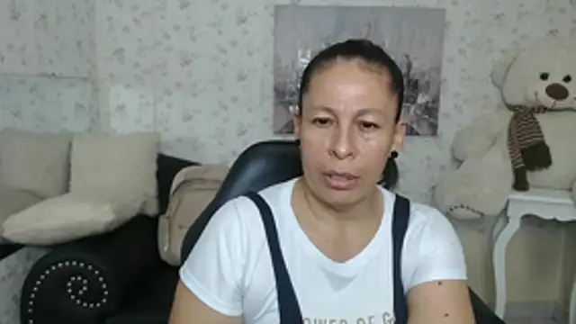 mature martina online show from June 1, 10:00 pm