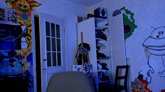 Sunny Mouse  online show from February 27, 4:40 pm