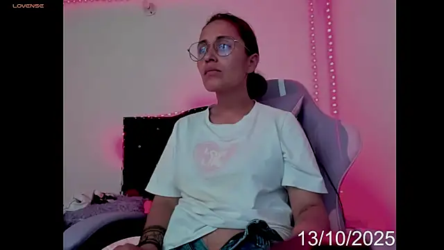 lady hana28 online show from November 18, 12:17 pm