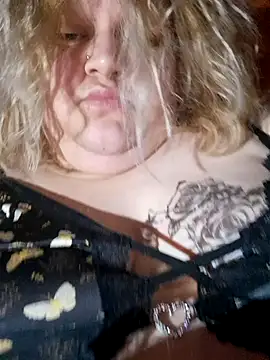 ducicsajsziii online show from April 20, 6:00 pm