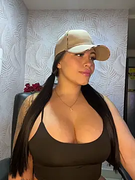 sexyyykloee online show from October 16, 4:59 am