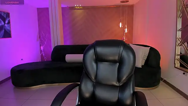 AlessiaCorleone  online show from September 18, 5:44 pm