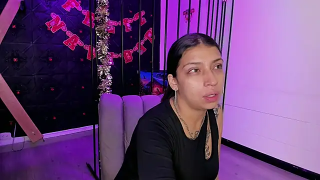 TeennNaugthy18 online show from December 14, 2:50 am