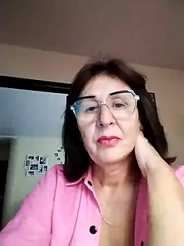 Snapshot of AlbinaXPretty chatting on September 24, 8:13 am AlbinaXPretty online show from September 24, 8:13 am