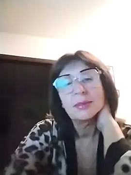 Snapshot of AlbinaXPretty chatting on September 12, 8:16 pm AlbinaXPretty online show from September 12, 8:16 pm