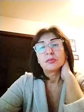 Snapshot of AlbinaXPretty chatting on September 30, 5:29 pm AlbinaXPretty online show from September 30, 5:29 pm