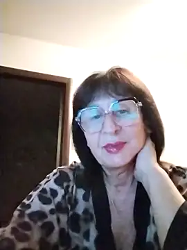Snapshot of AlbinaXPretty chatting on October 15, 8:00 pm AlbinaXPretty online show from October 15, 8:00 pm
