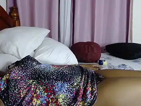 savage laura online show from April 7, 6:26 am