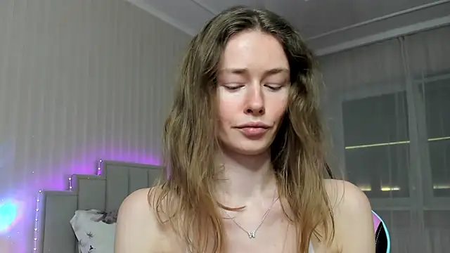 ooksiiii online show from February 20, 9:26 pm