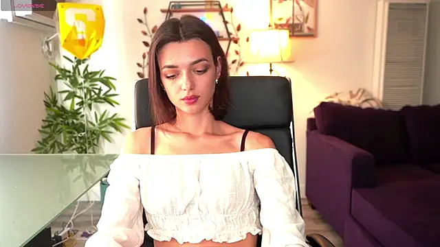 olivia jeas online show from May 19, 11:34 pm