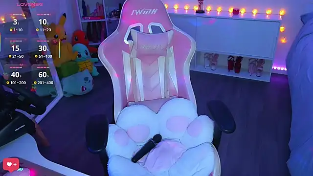 Autumn Nighht online show from February 15, 9:03 pm