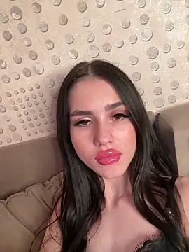 SofiaLaLight online show from April 2, 11:35 pm