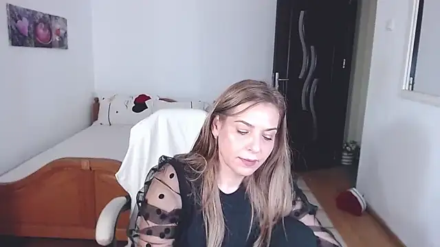 evamaria2024 online show from November 17, 10:05 am