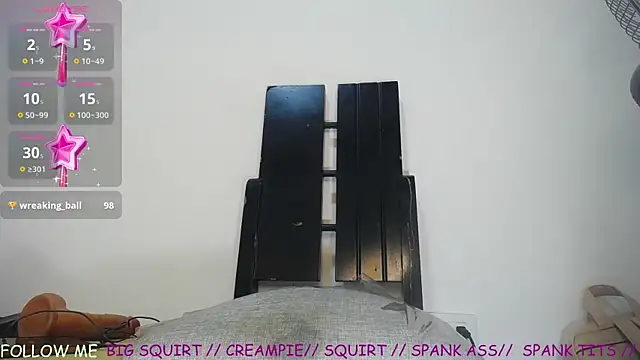 vegalaura   online show from February 25, 1:53 pm