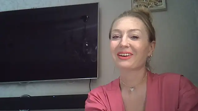 ZarinaSwift online show from July 27, 10:12 am