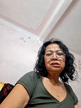 Hotestlove online show from November 27, 9:23 am