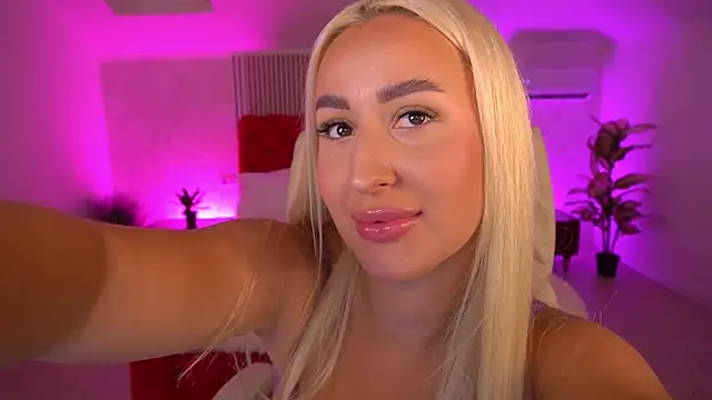LiaBrazzerr online show from June 29, 1:33 pm