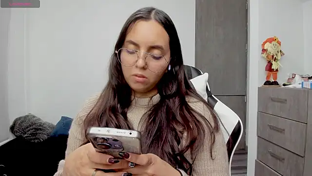 Valery7rose  online show from November 2, 2:15 am