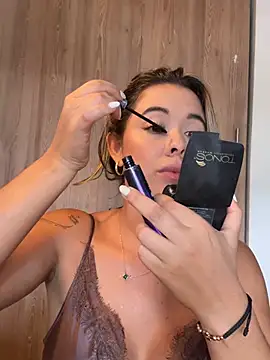 Emilia Bakerr online show from July 4, 7:43 pm