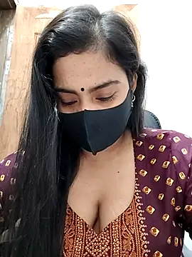 Ritusri Dotta online show from November 3, 5:50 pm