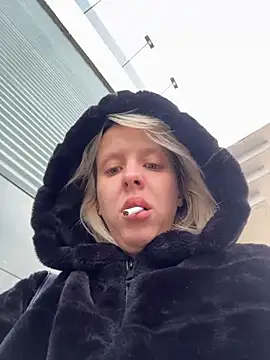 LikaCat online show from October 22, 3:55 am