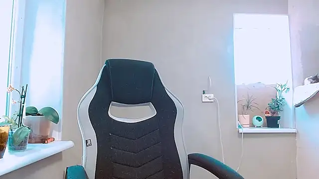 RosaJil online show from October 2, 1:49 pm