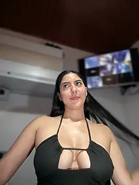 Sofia Collins- online show from April 11, 12:06 am