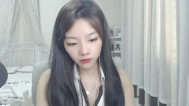 Jenny-Z online show from April 6, 4:46 am