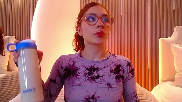 Katy Van online show from March 5, 8:59 pm