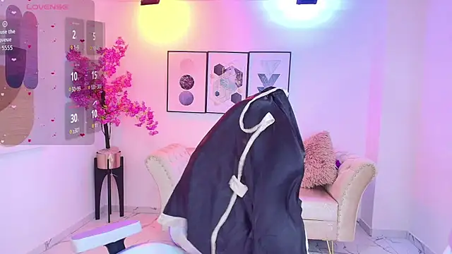 Isa reel online show from November 11, 7:44 pm