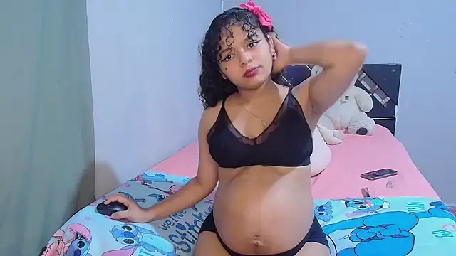 Winnifer Gonzal online show from September 12, 3:51 am