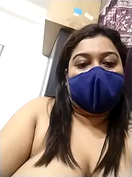 indianlisa5 online show from April 11, 9:51 pm