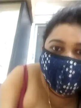 indianlisa5 online show from March 2, 9:31 pm