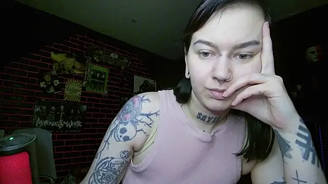 MoorderxDoll online show from March 15, 7:16 pm