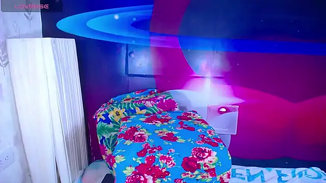 Cristalxxts online show from February 3, 7:18 pm