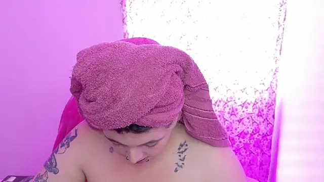 Sachi Meow online show from March 5, 7:09 pm