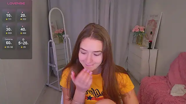 LovelyJessie online show from January 10, 1:49 pm