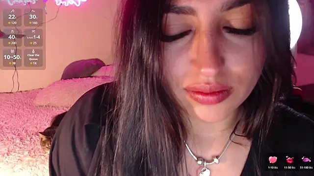 MissDennise online show from December 2, 11:40 pm