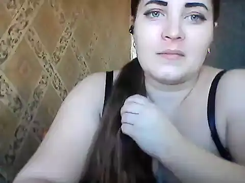 Elizabeth Meow online show from April 4, 2:05 pm