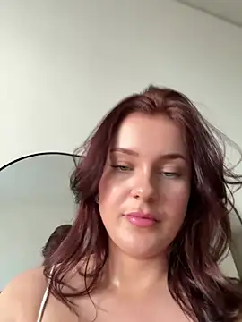 MaribelRiver online show from April 14, 1:55 pm