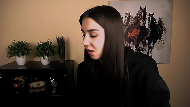 Lili magic online show from November 8, 8:52 am