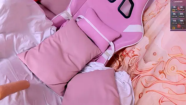 perla slim online show from October 30, 4:48 am