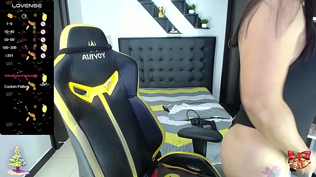 NATASHARICHART online show from December 18, 6:12 pm