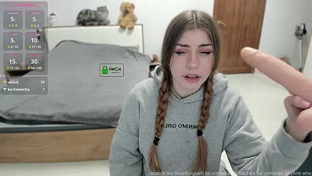 Brooooke online show from February 6, 4:10 pm