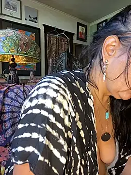 Snapshot of sexyasscougar chatting on September 13, 9:34 pm sexyasscougar online show from September 13, 9:34 pm