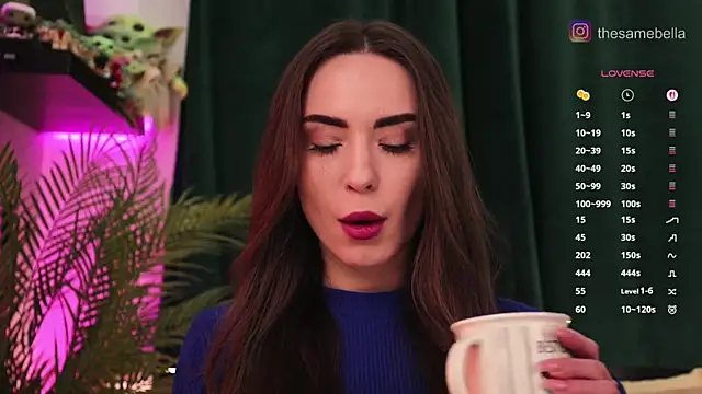 BabyYoda- online show from February 22, 8:43 pm